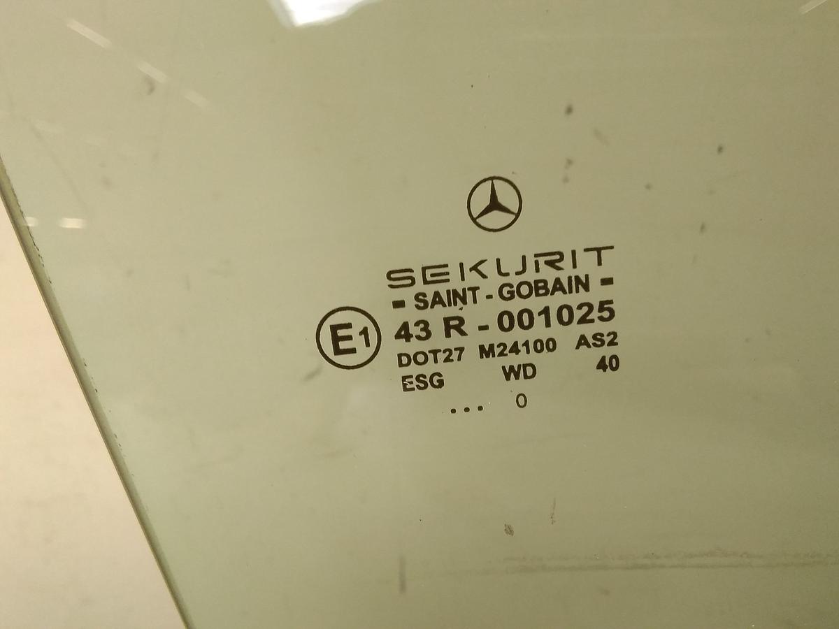 Mercedes E-Klasse 210 Türscheibe vorn rechts grüncol. Bj.2001