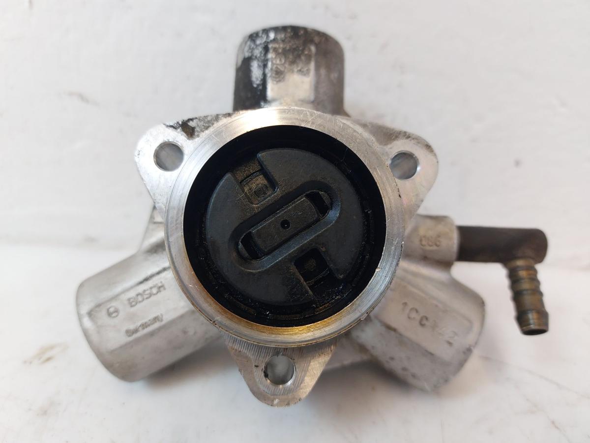 VW Golf 4 Bora 1J Kraftstoffpumpe Benzinpumpe Hochdruckpumpe Bosch 81kw BAD