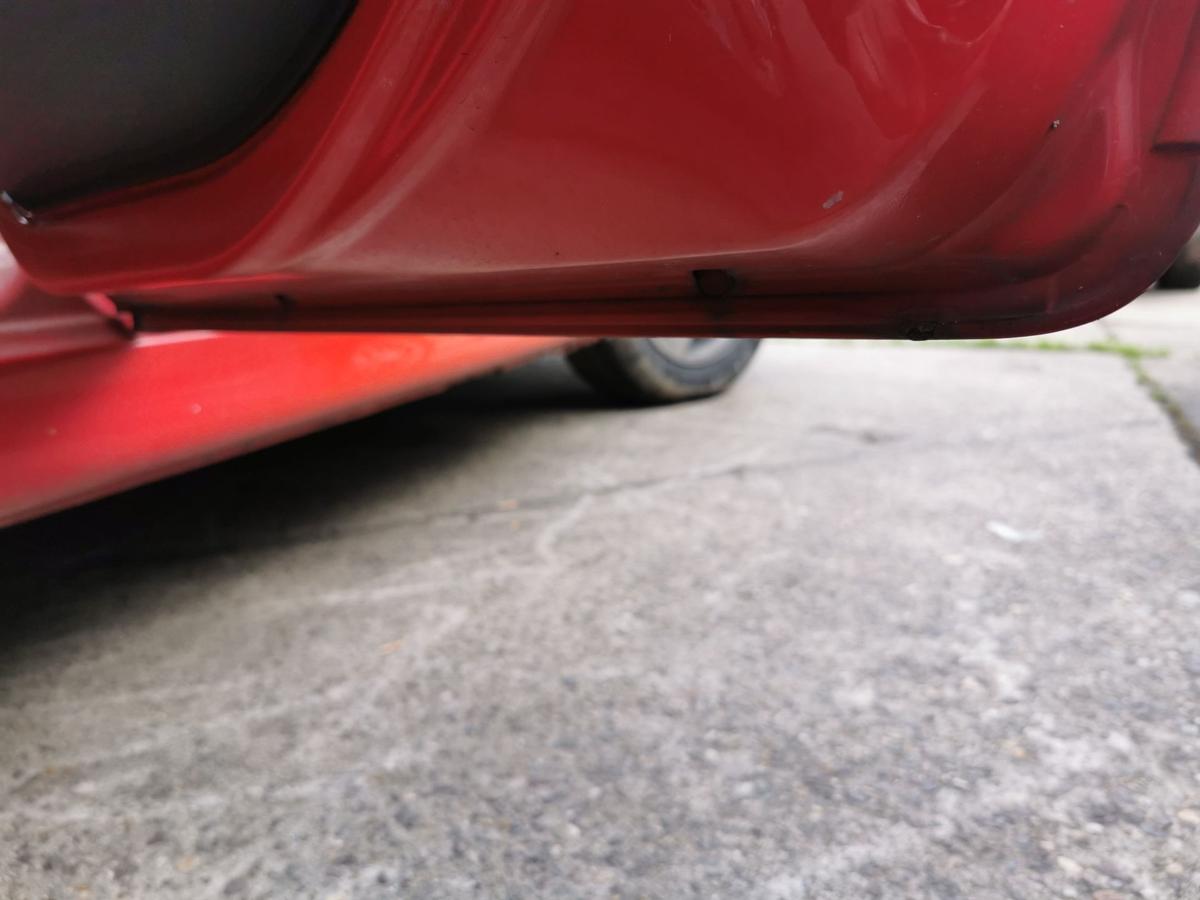 Peugeot 207 SW WE Tür Autotür Fondtür hinten rechts Rohbautür KKN Rouge Aden