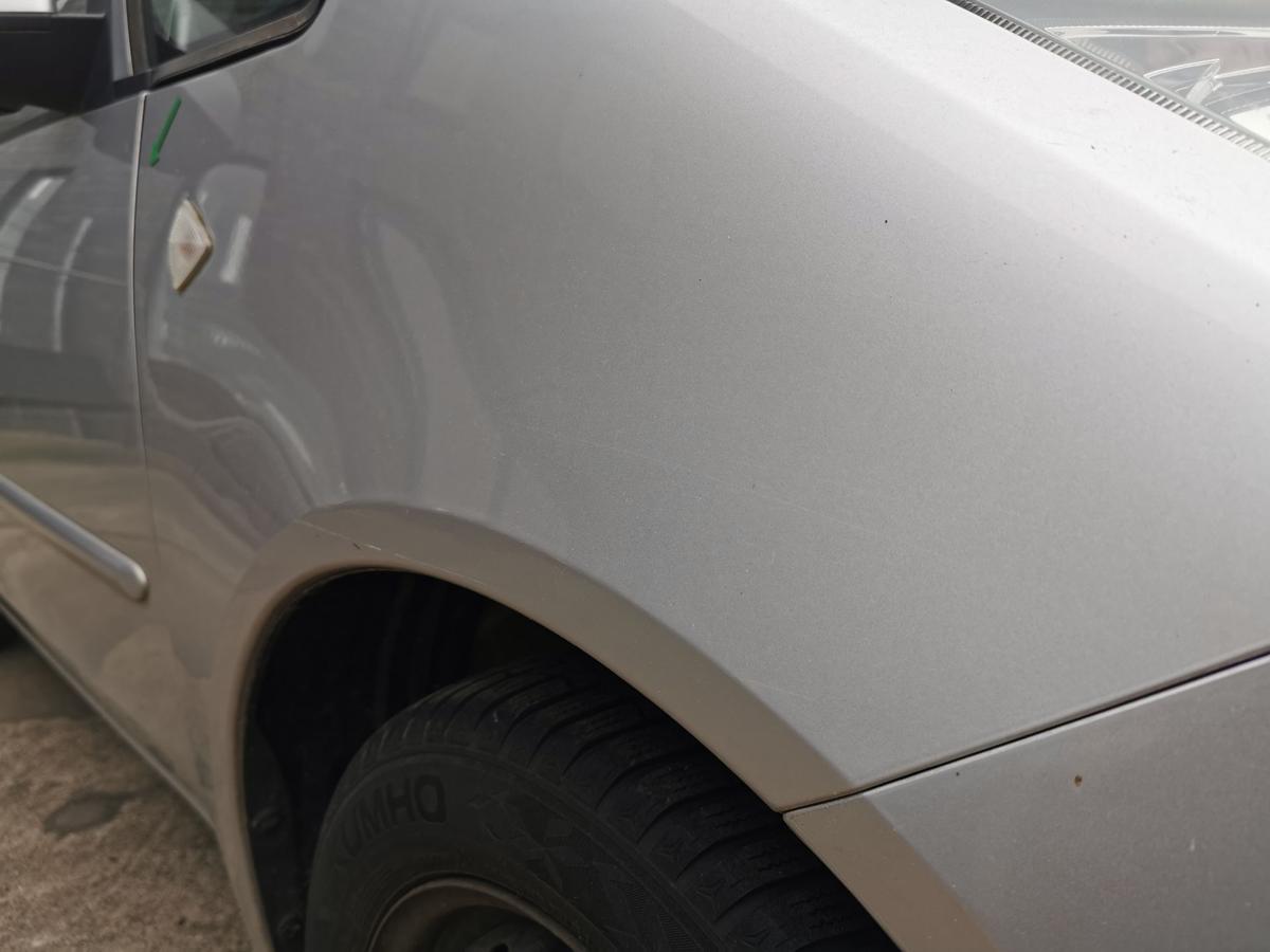 Mitsubishi Colt Z30 Kotflügel Fender Seitenwand vorn rechts A50 Pure Silver 5trg