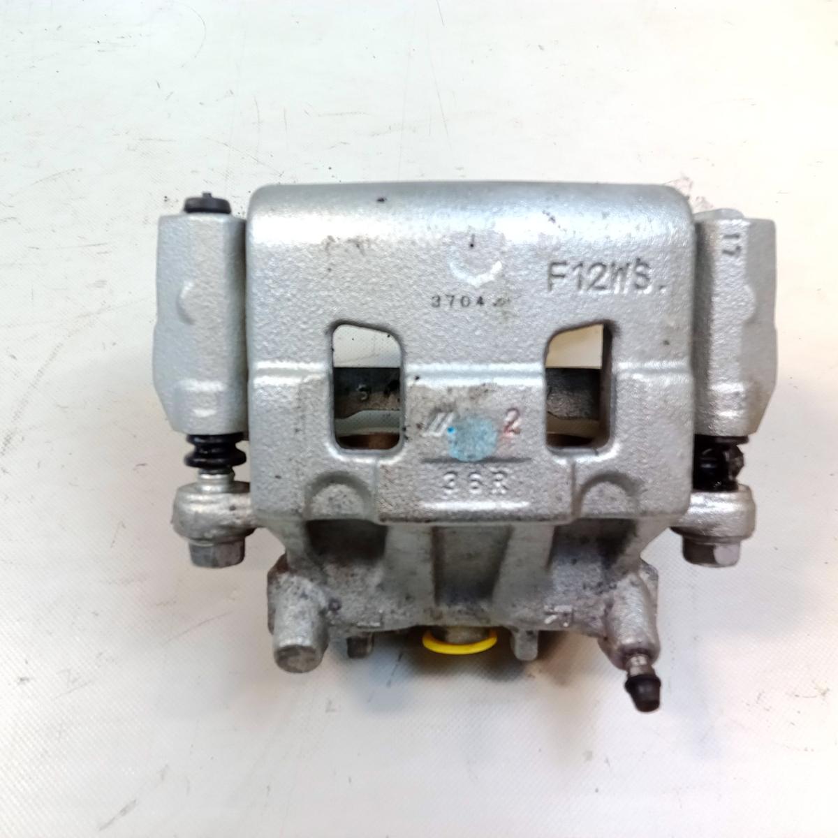 Mitsubishi Eclipse Cross original Bremssattel links vorn 2.4 72kw 4B12