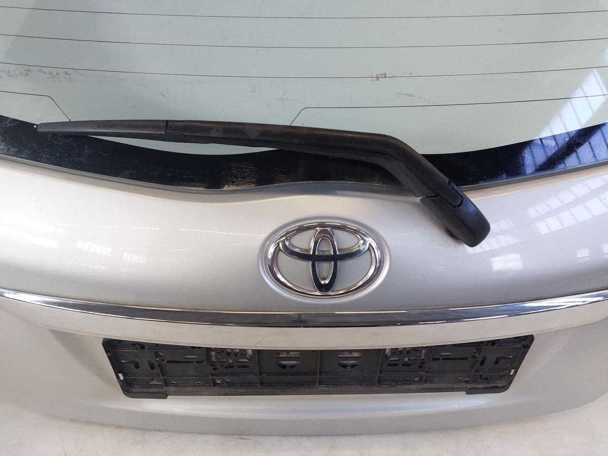 Toyota Yaris XP13 Heckklappe mit Heckscheibe 5 t&uuml;rer silbermetallic 1F7