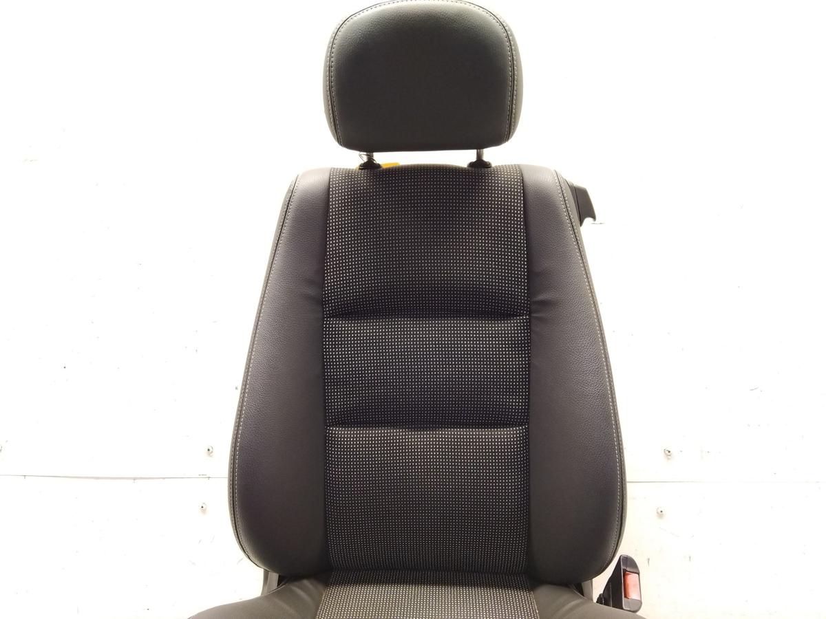 Opel Tigra TwinTop orig.Sitz vorn rechts Beifahrersitz Teilleder schwarz BJ2006