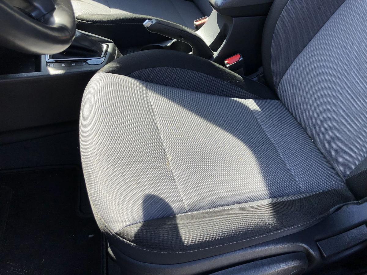 Hyundai i20 GB Sitz vorn links Fahrersitz nur f&uuml;r 5 t&uuml;rer Stoffsitz mit Heizung