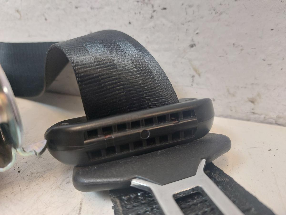 Renault Clio IV X98 TCe90 Sicherheitsgurt hinten links Anschnallgurt Gurt Fond