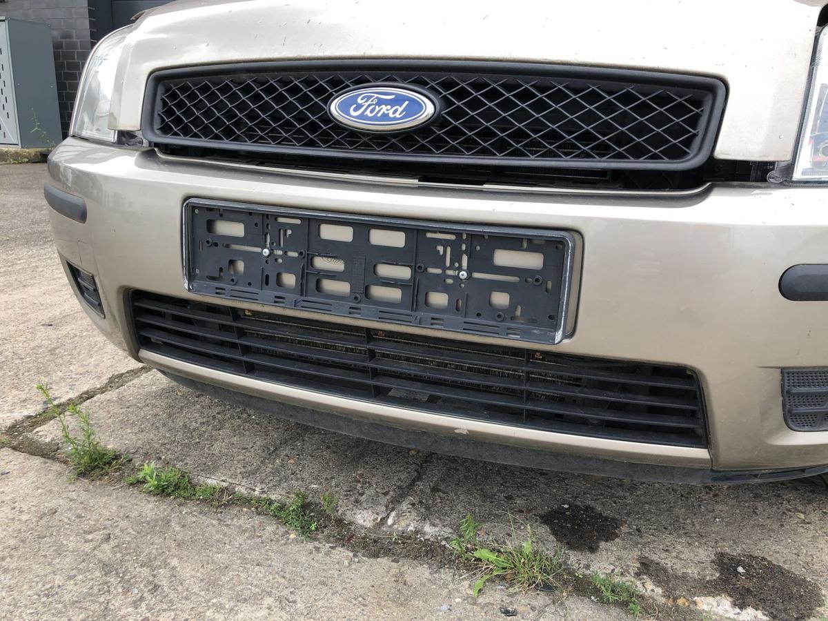 Ford Fusion JU2 Stoßfänger vorn Frontschürze Nebelscheinwerfer bis05 Sahara Met