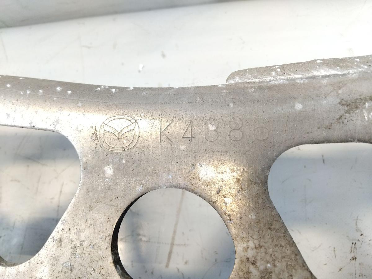 Mazda MX-5 MX5 ND original Träger Verstärkung Stoßfänger hinten Bj.2015