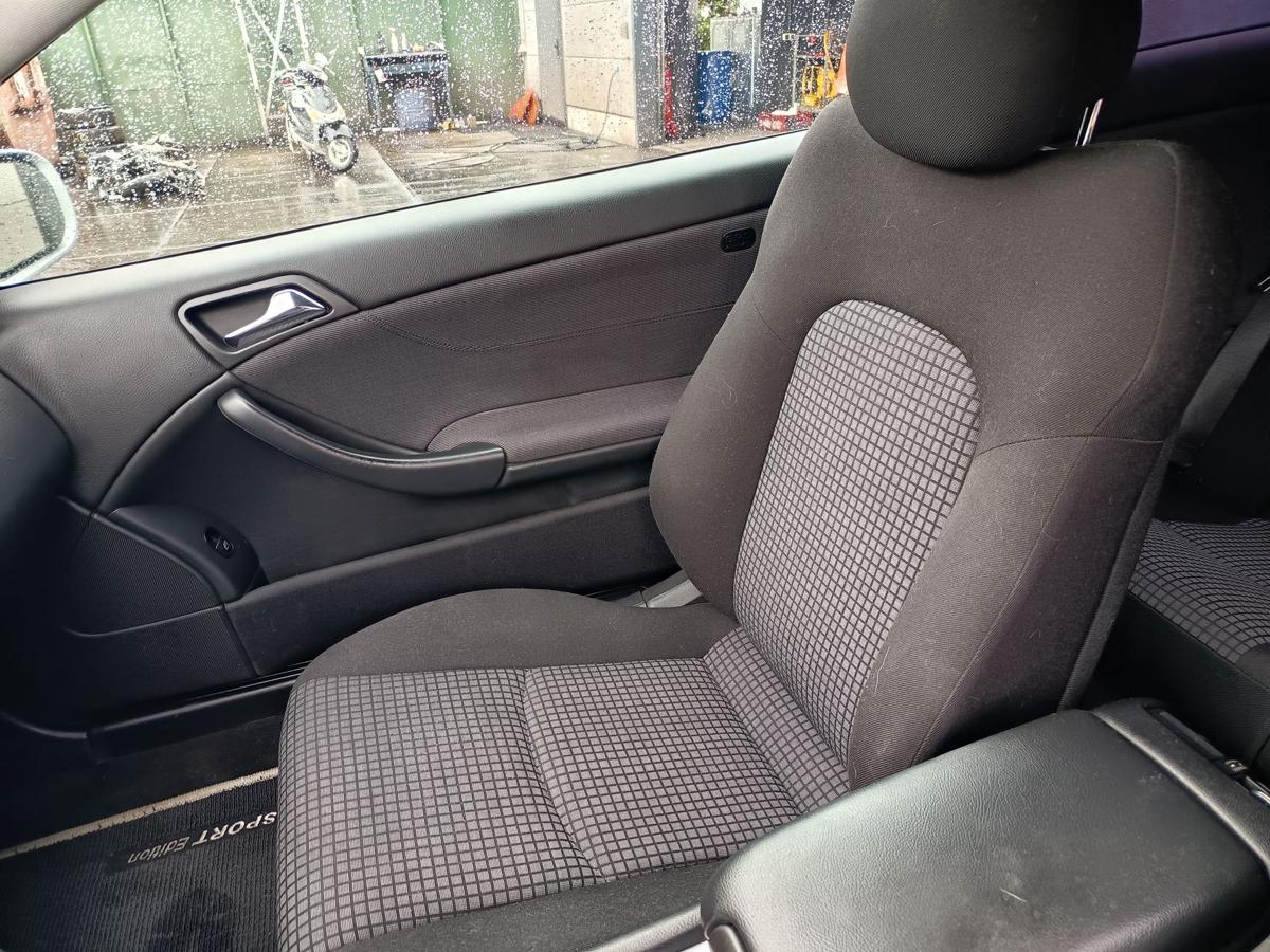 Mercedes CL203 Coupe orig Sitz vorn rechts Beifahrersitz Bj 2006