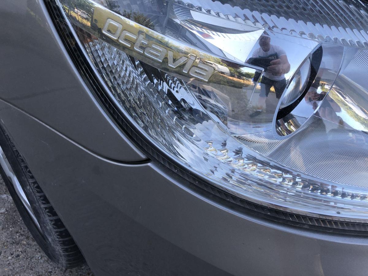 Skoda Octavia 1Z ab09 Scheinwerfer rechts Hauptscheinwerfer Halogen Hella