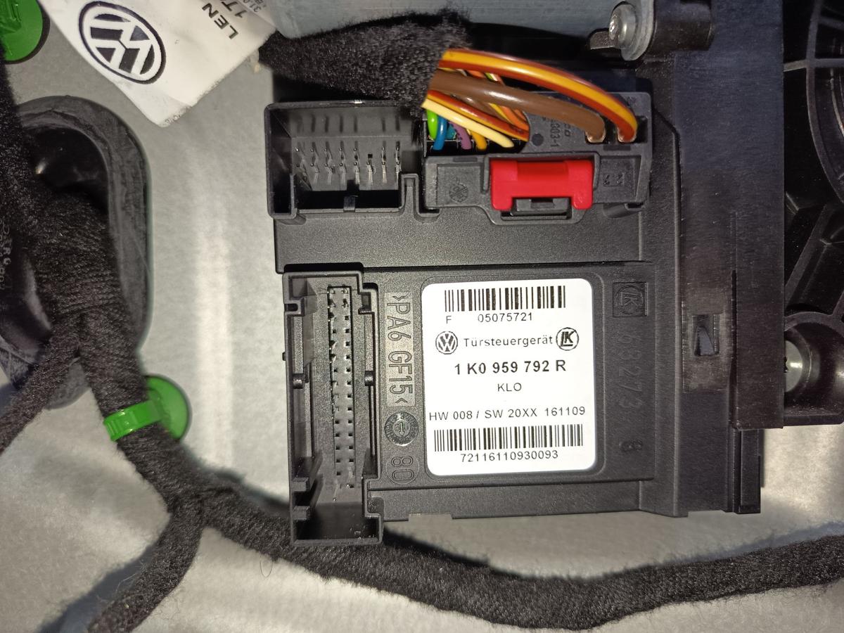 VW Touran 1T3 GP original Fensterheber mit Motor vorn rechts Beifahrer Bj 2010