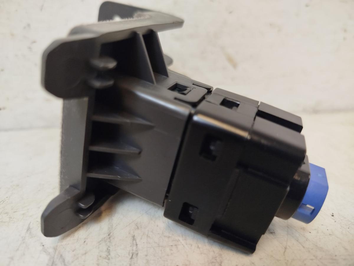 NIO ET7 Elektro USB Anschluss Buchse 3,0