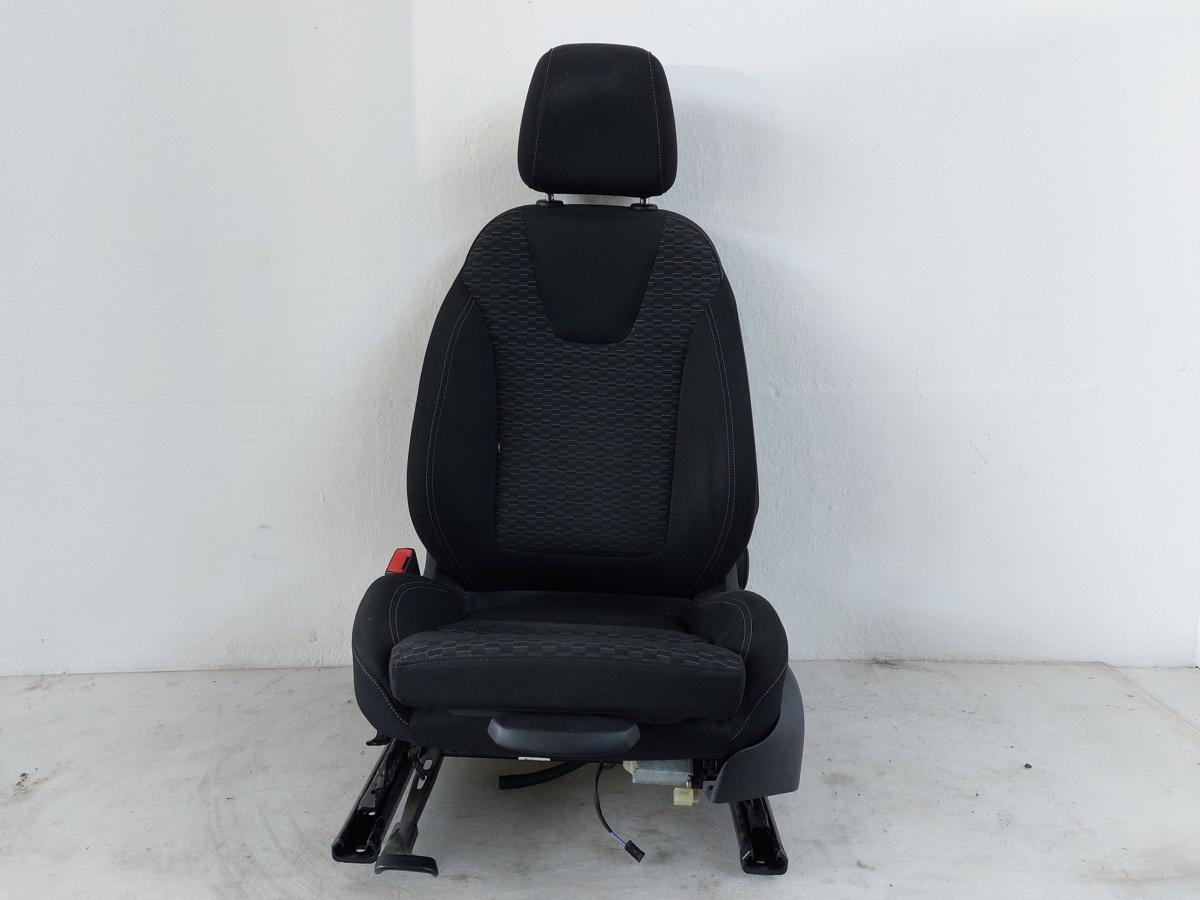Opel Astra K B16 Kombi Sitz vorn links Fahrersitz AGR Sitz mit Heizung Autositz