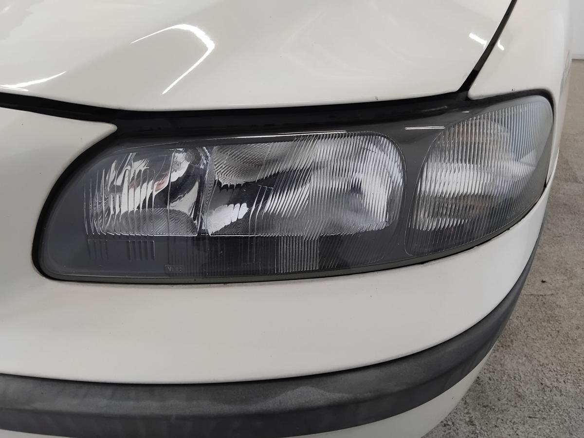 Volvo V70 II Kombi original Scheinwerfer links Halogen Valeo mit LWR BJ2002