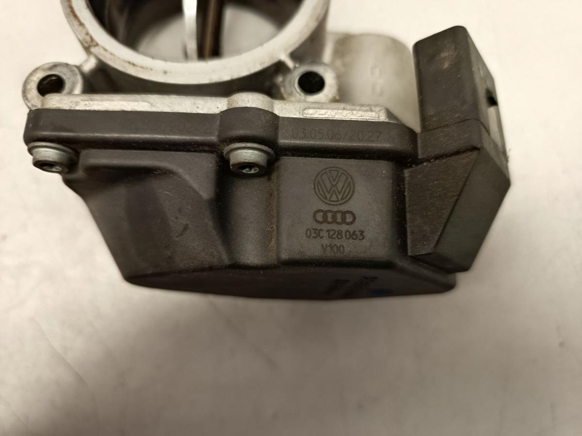 VW Touran 1T original Drosselklappe 03C128063 1.4l 103kW Benzin Bj 2006
