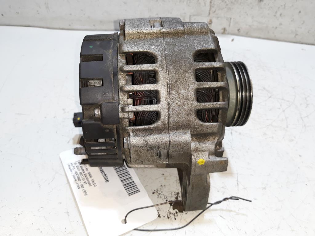 Dacia Sandero BJ 2011 Lichtmaschine 8200660044B Generator VALEO