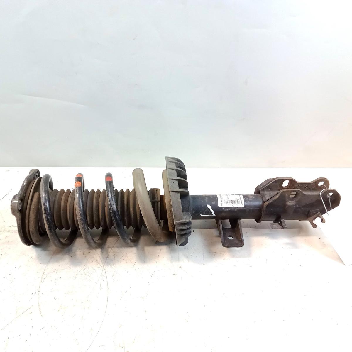 Mercedes Vito 111CDI 447 original Federbein Vorderachse links 1.6TD Bj.2014