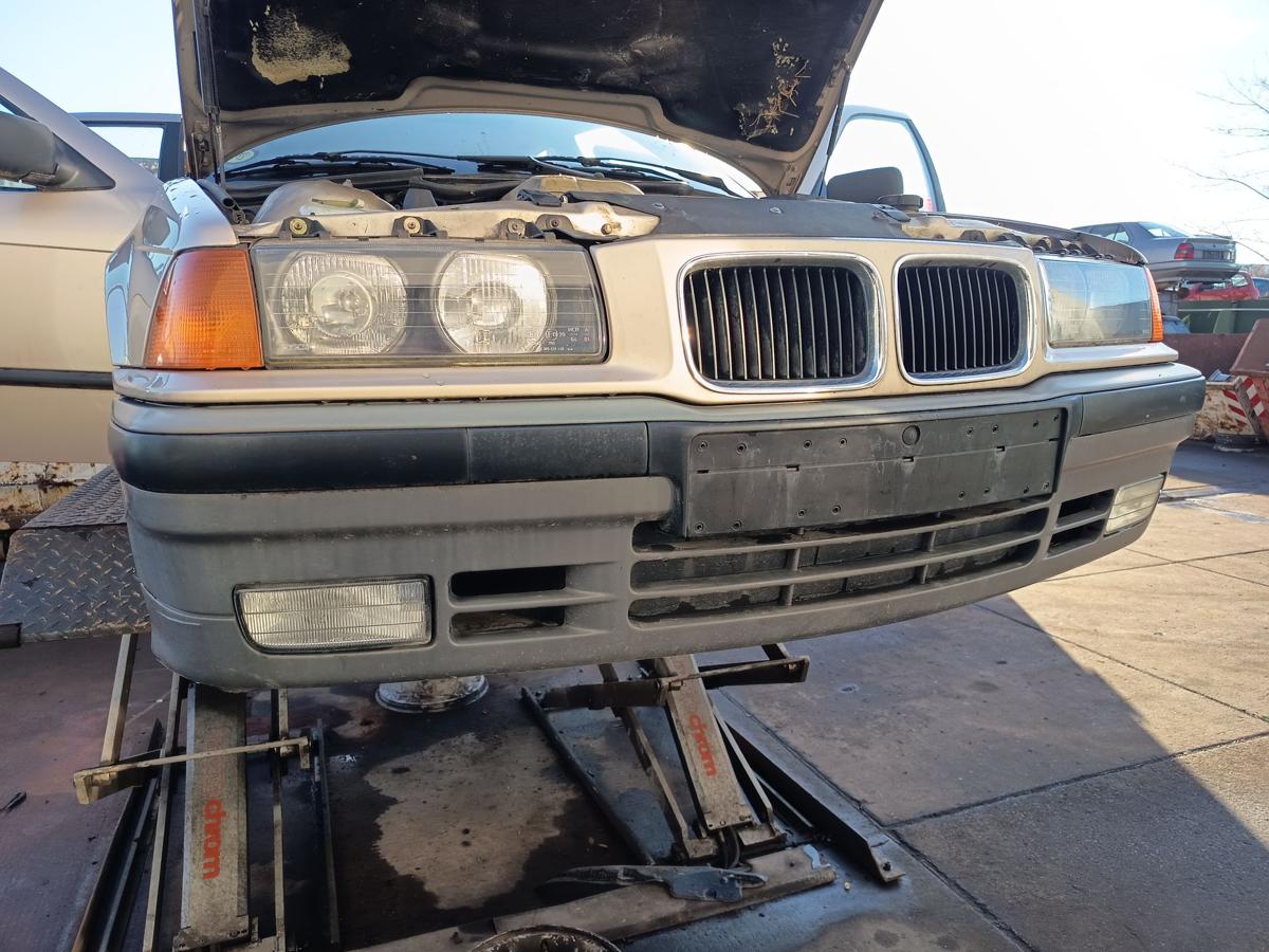 BMW 3er E36 Limousine original Sto&szlig;stange F&auml;nger vorn Front hellgrau Bj 1992