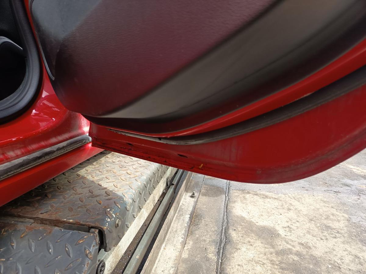 Opel Astra J Limousine T&uuml;r hinten rechts Fond Z50B Power red Bj 2010
