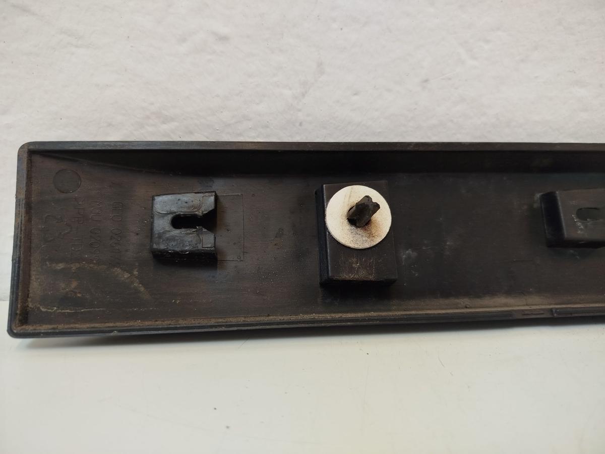 Peugeot 2008 I CU ab16 Zierleiste unten Tür hinten rechts Abschlussleiste