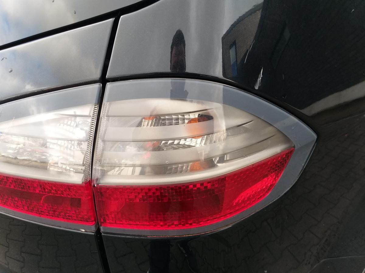 Ford S Max original Rücklicht Rückleuchte Schlussleuchte rechts außen Bj.2006