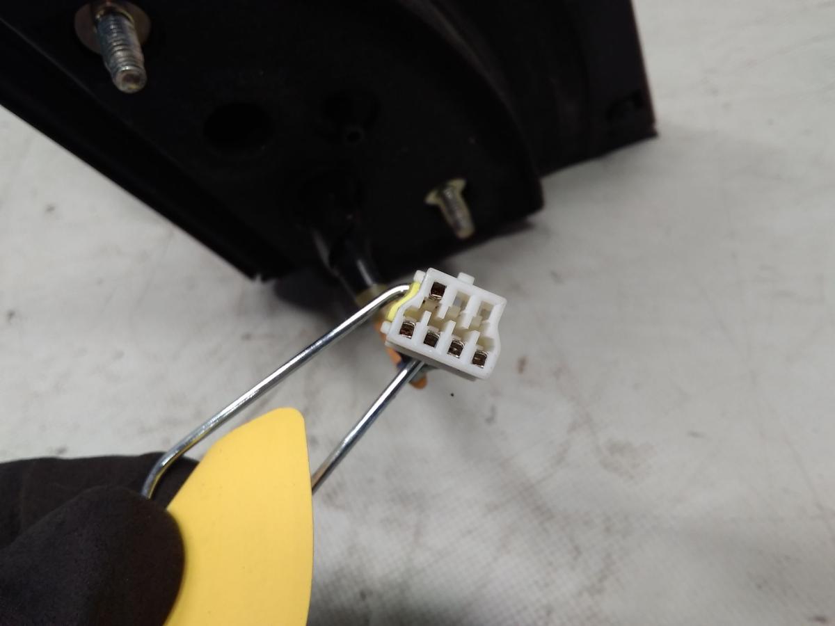 Mitsubishi Lancer CS0 orig.Außenspiegel links elektrisch&beheizt BJ2007 A31B Cool Silver Mitsubishi Lancer CS0 orig.Außenspiegel links elektrisch&beheizt BJ2007 A31B Cool Silver