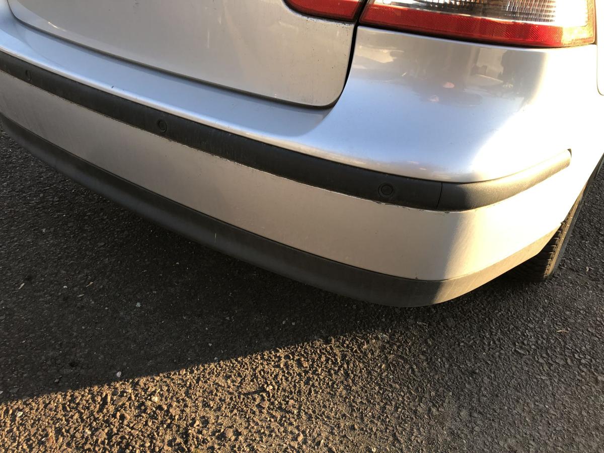 Saab 9-3 Typ YS3F Stossf&auml;nger hinten PDC Bumper silber Stossstange Limo