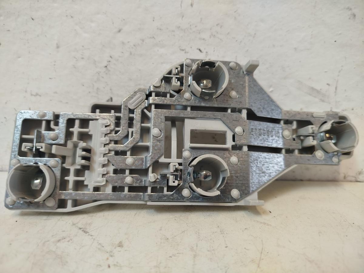 Skoda Octavia 1Z Kombi Lampenträger Lampenfassung Rückleuchte hinten rechts AL