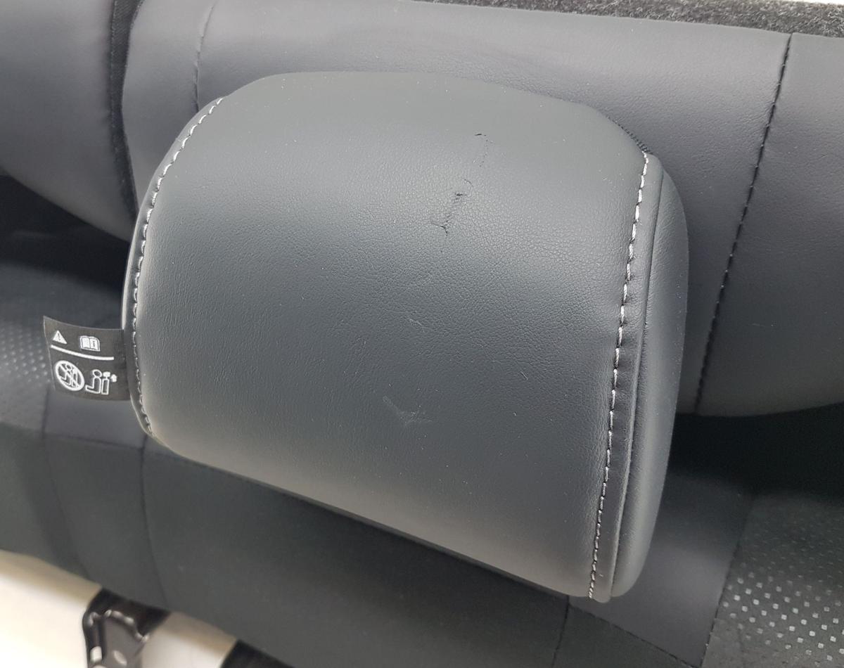 Mitsubishi Eclipse Cross R&uuml;cksitzbank mit Sitzfl&auml;che und Lehnen Bj2023 Teilleder