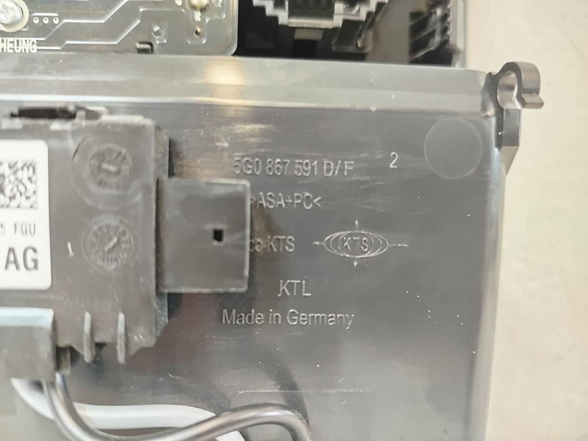 VW Golf VII 7 5G Innenraumleuchte Innenleuchte Leseleuchte vorn ohne LEDs