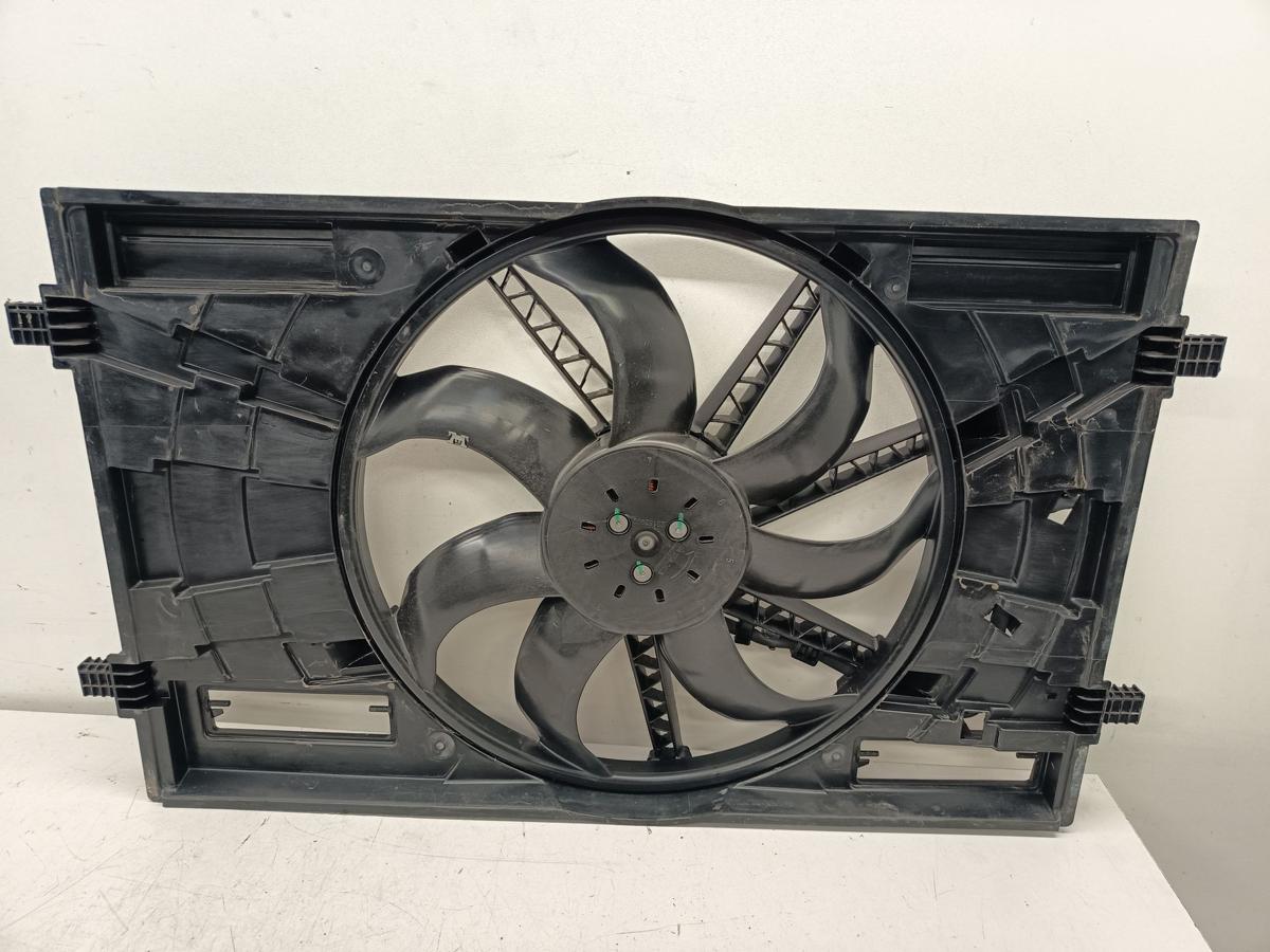 Original VAG L&uuml;fterzarge 5Q0121203DR mit Magna Elektrol&uuml;fter 5Q0121205BB Bj 2019