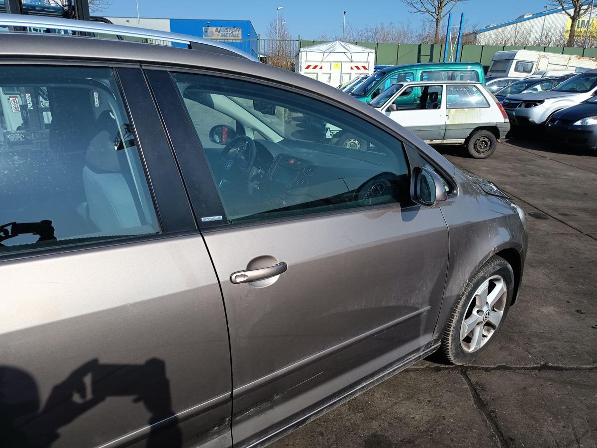 Golf Plus II original T&uuml;r vorn rechts Beifahrer A8X Kaschmirbraun Bj 2009