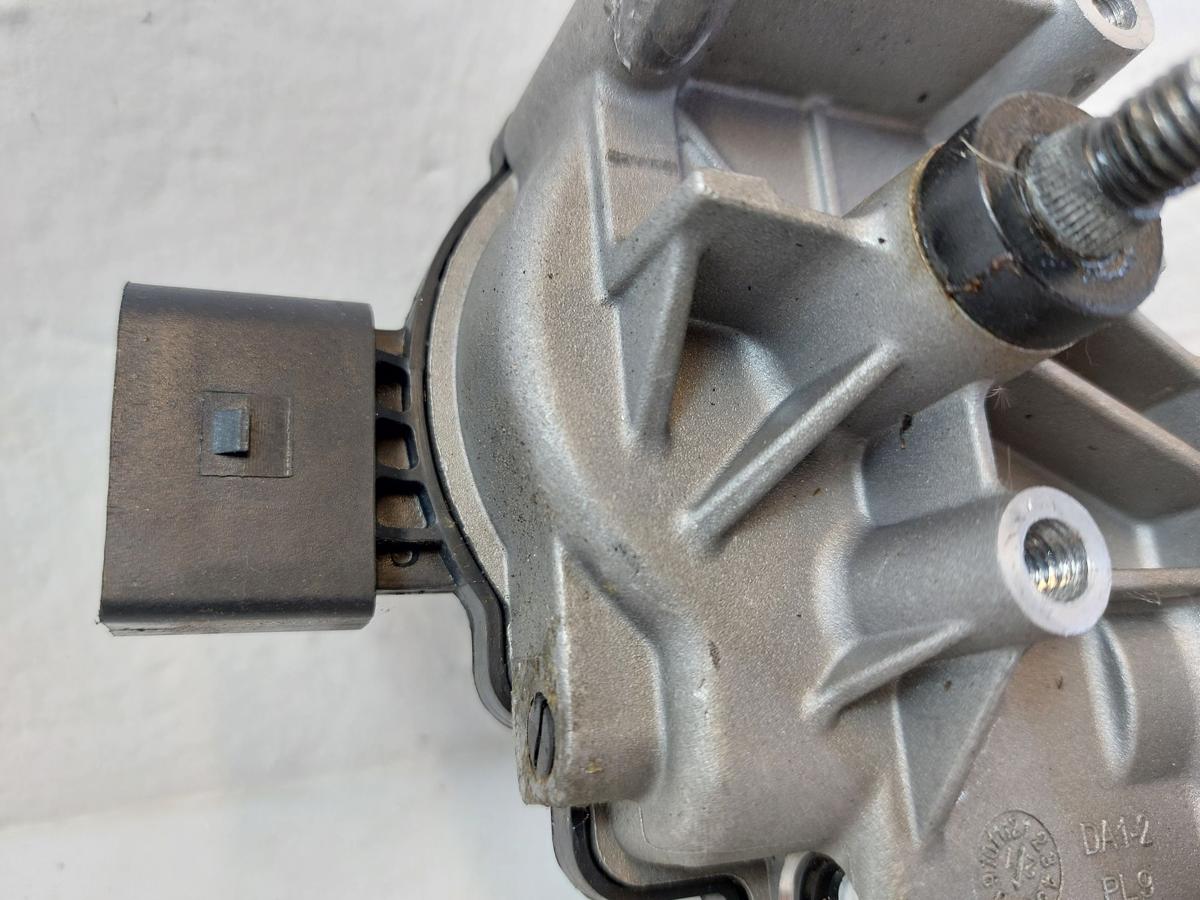 Audi Q2 Typ AG Wischermotor vorn Scheibenwischermotor OEM