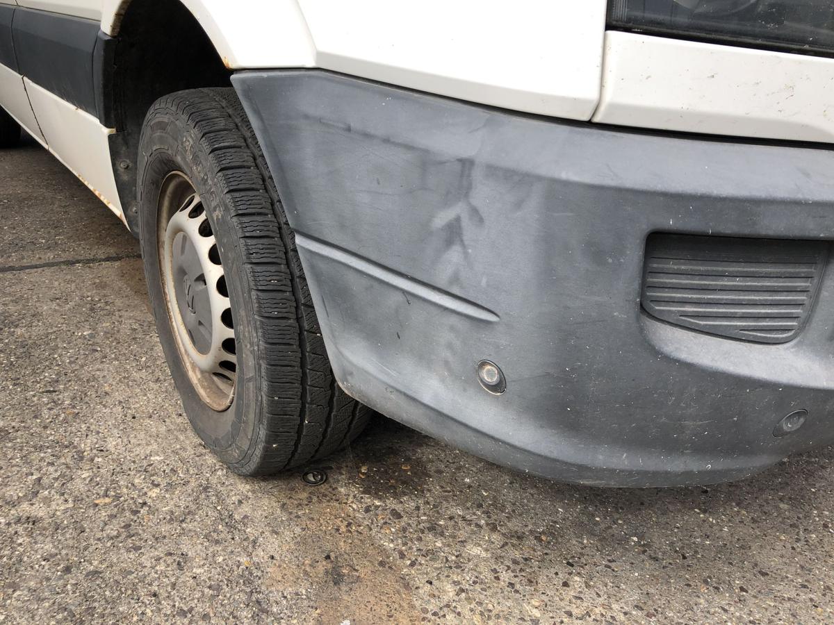 VW Crafter 35 2E Kasten Stoßfänger vorn Frontschürze unlackiert PDC