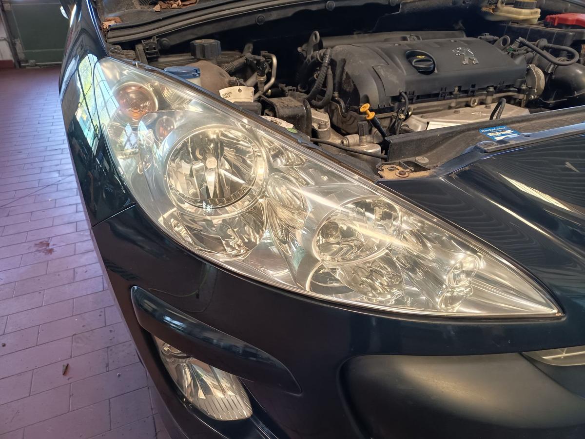 Peugeot 308I original Scheinwerfer rechts Halogen Baujahr 2008