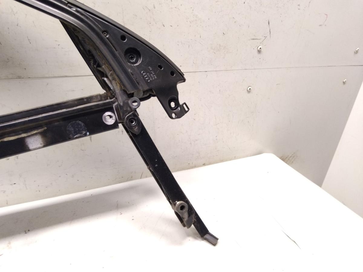 Seat Exeo ST 3R T&uuml;roberbau Fensterrahmen vorn links LC9Z Black Magic BJ2011