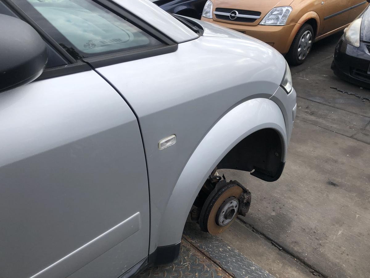 Audi A2 original Kotflügel vorn rechts Seitenteil Y7W Lichtsilber Bj 2001