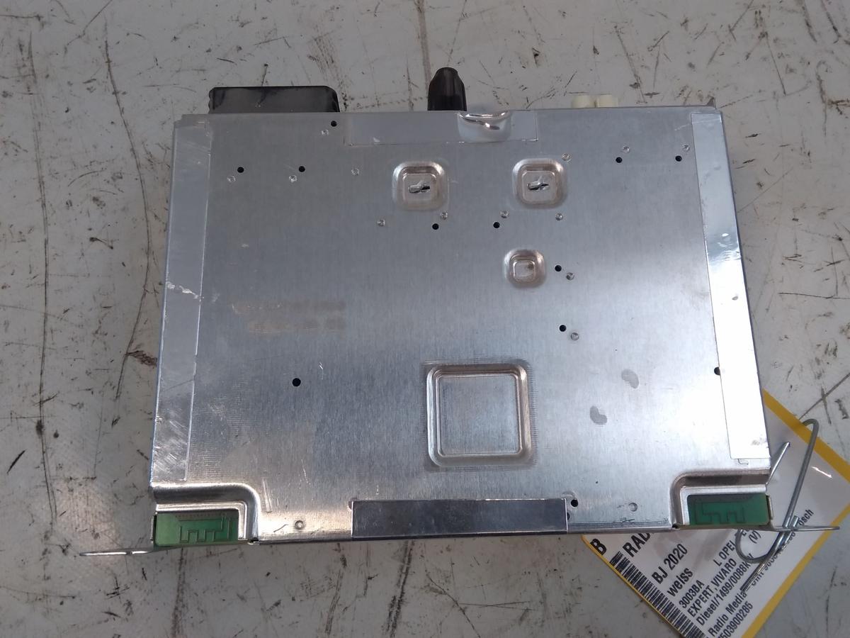 Opel Vivaro C original Radio Media-Unit 9833499580 Bj.2020 Bosch 7503900285