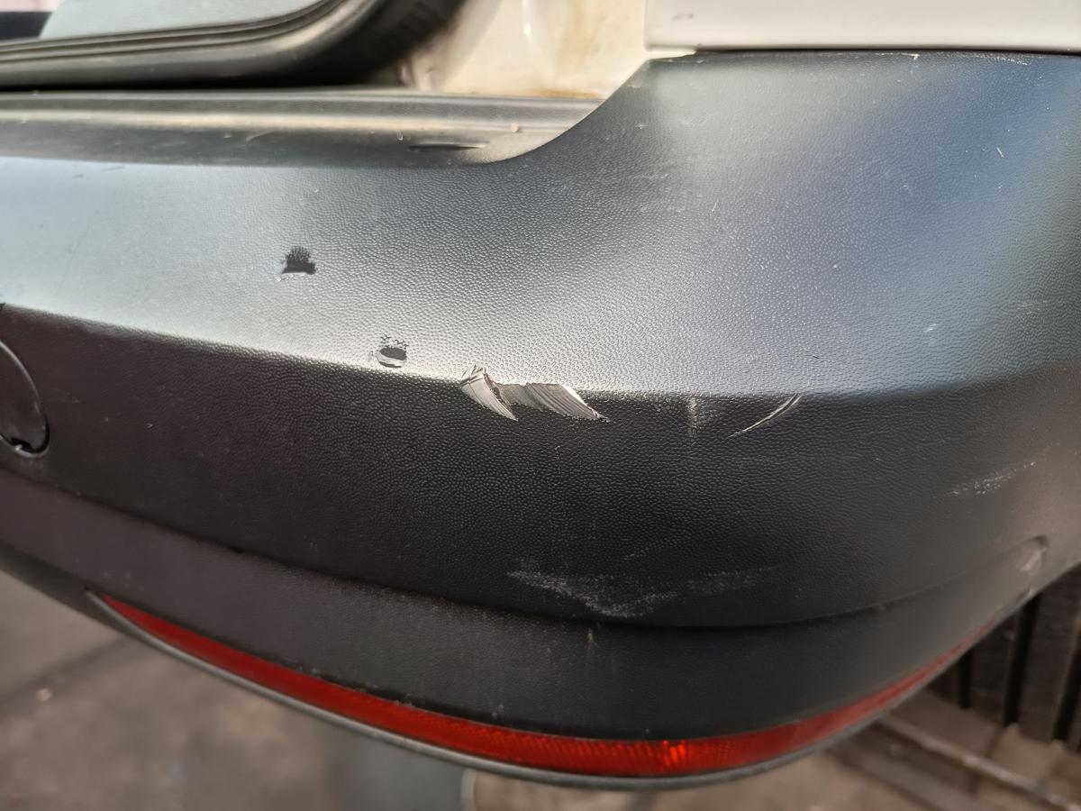 VW Caddy IV SA original Sto&szlig;stange F&auml;nger hinten Heck Satinschwarz Bj 2016