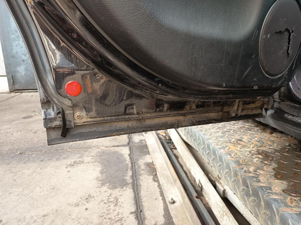 VW Passat 3BG Variant original T&uuml;r hinten links Fond C9Z Black magic Bj 2002