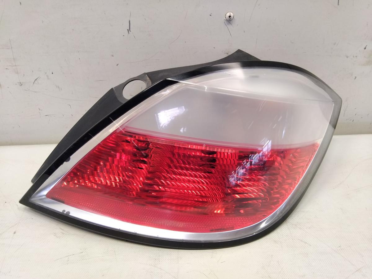Opel Astra H 5 türig Fließheck original Rückleuchte Schlussleuchte rechts BJ2004