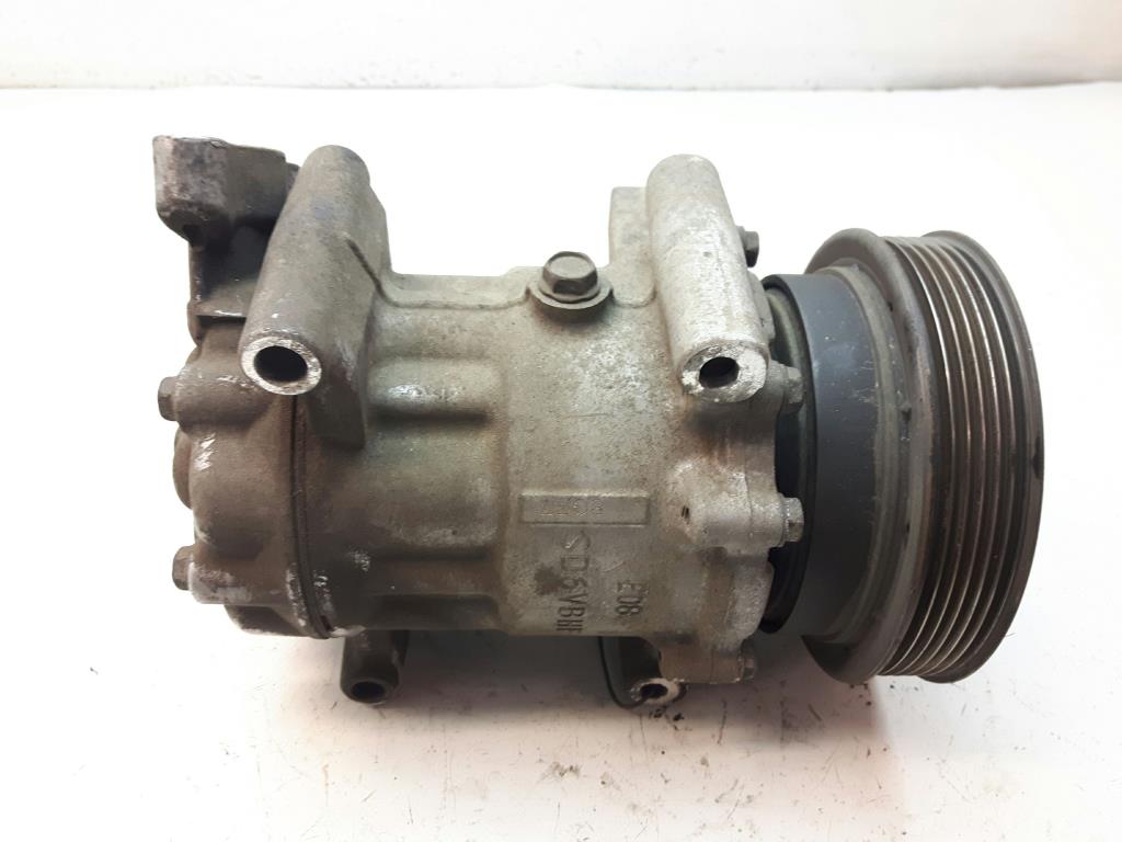 Renault Clio 3 original Klimakompressor 8200365787A 04155306662 SANDEN BJ2006