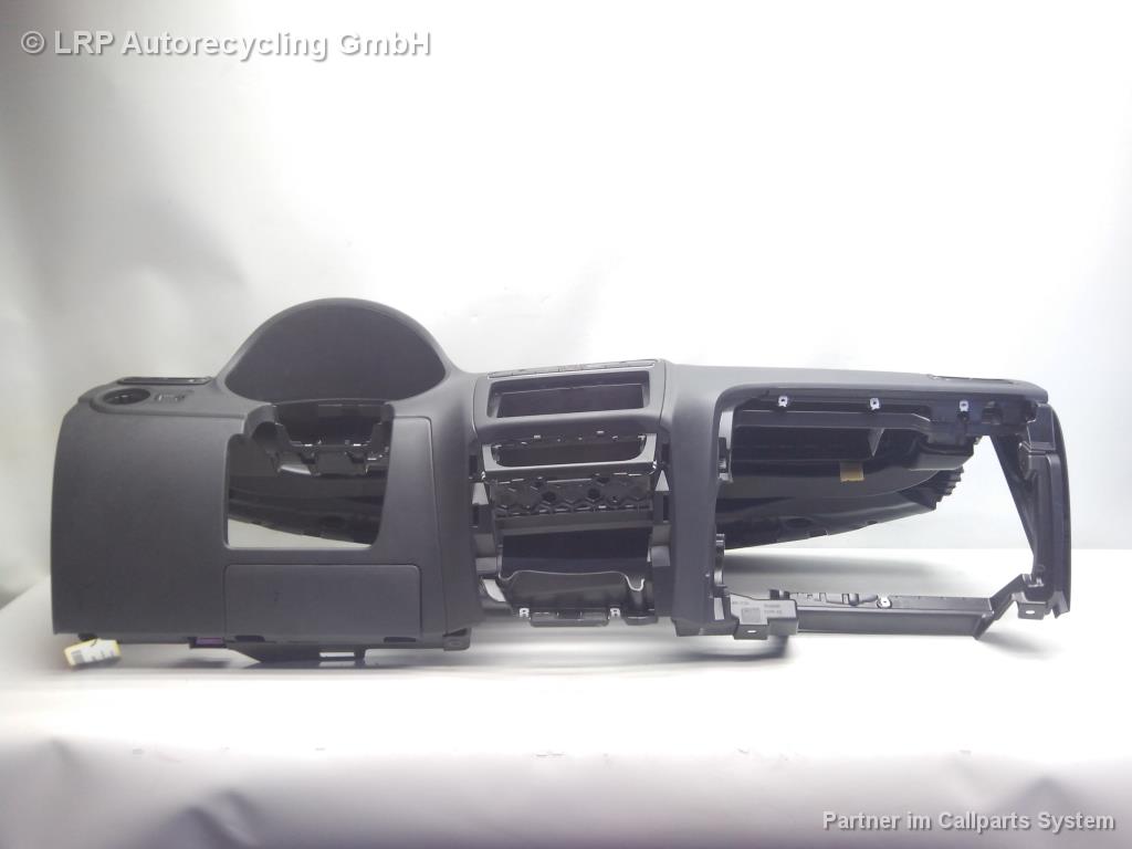 VW Polo 6R Armaturenbrett Schalttafel Cockpit BJ2010