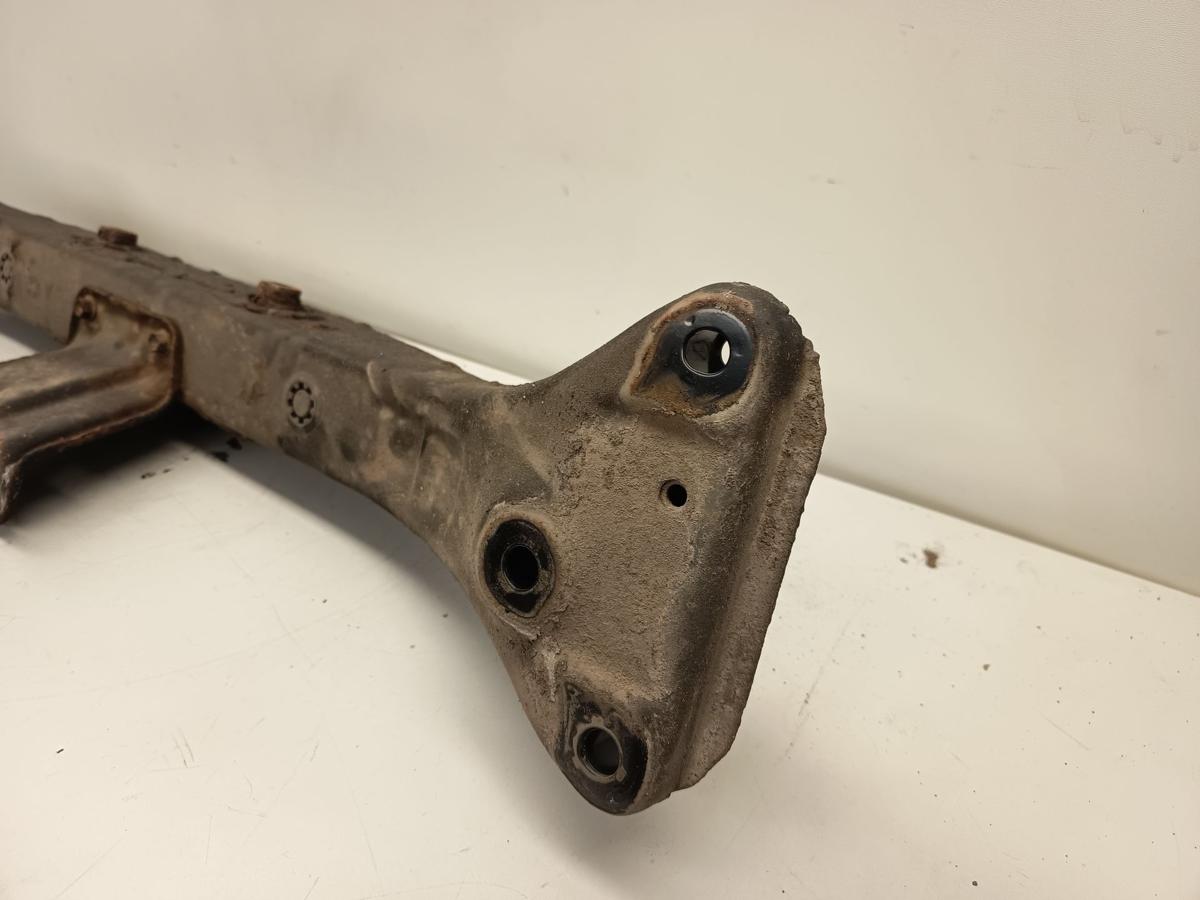 Toyota Corolla E11 Bj 1998 orig Hinterachse Hinterachsträger 1,3l 63kW Benzin