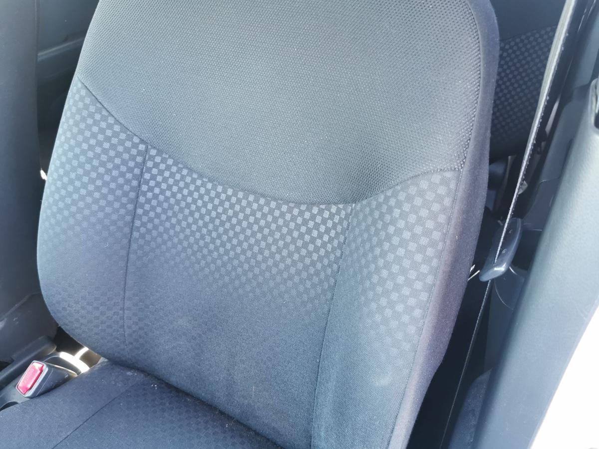 Daihatsu Materia M4 Fahrersitz Sitz Autositz Stoff vorn links Höhenverstellung