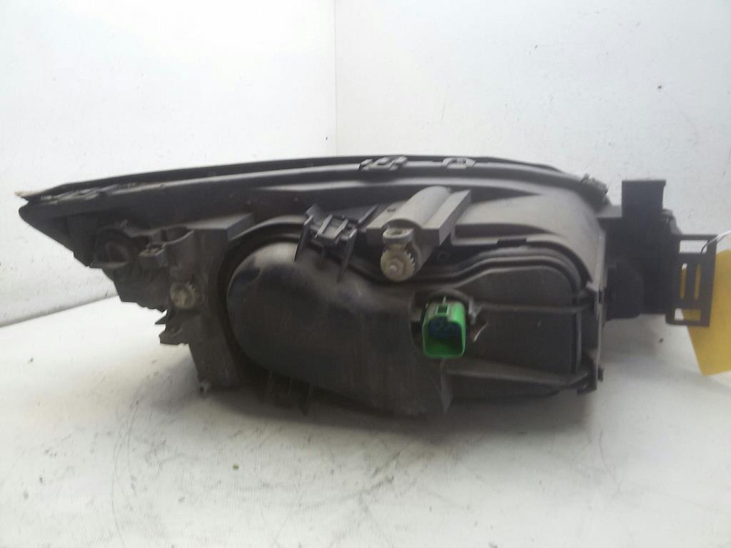 Ford Mondeo 3 Bj.2003 original Scheinwerfer vorn links Halogen