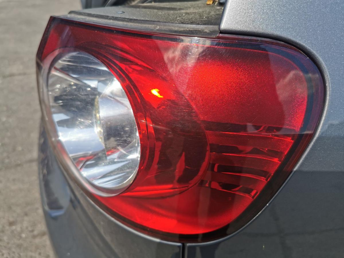 VW Golf Plus 5M Rückleuchte Schlussleuchte Rücklicht hinten aussen rechts LED