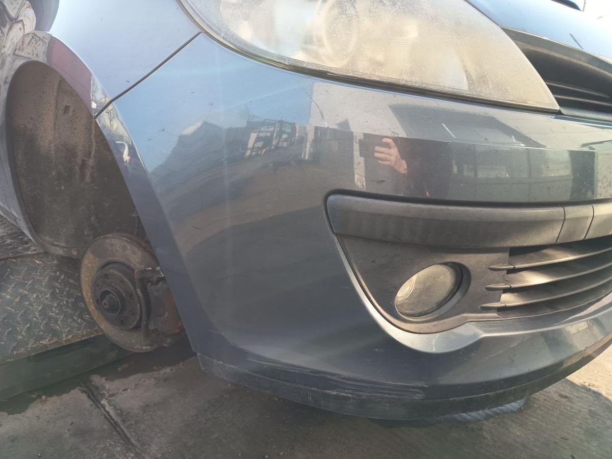 Renault Clio III Kombi original Sto&szlig;stange vorne TEJ47 Blue Gris Baujahr 2008