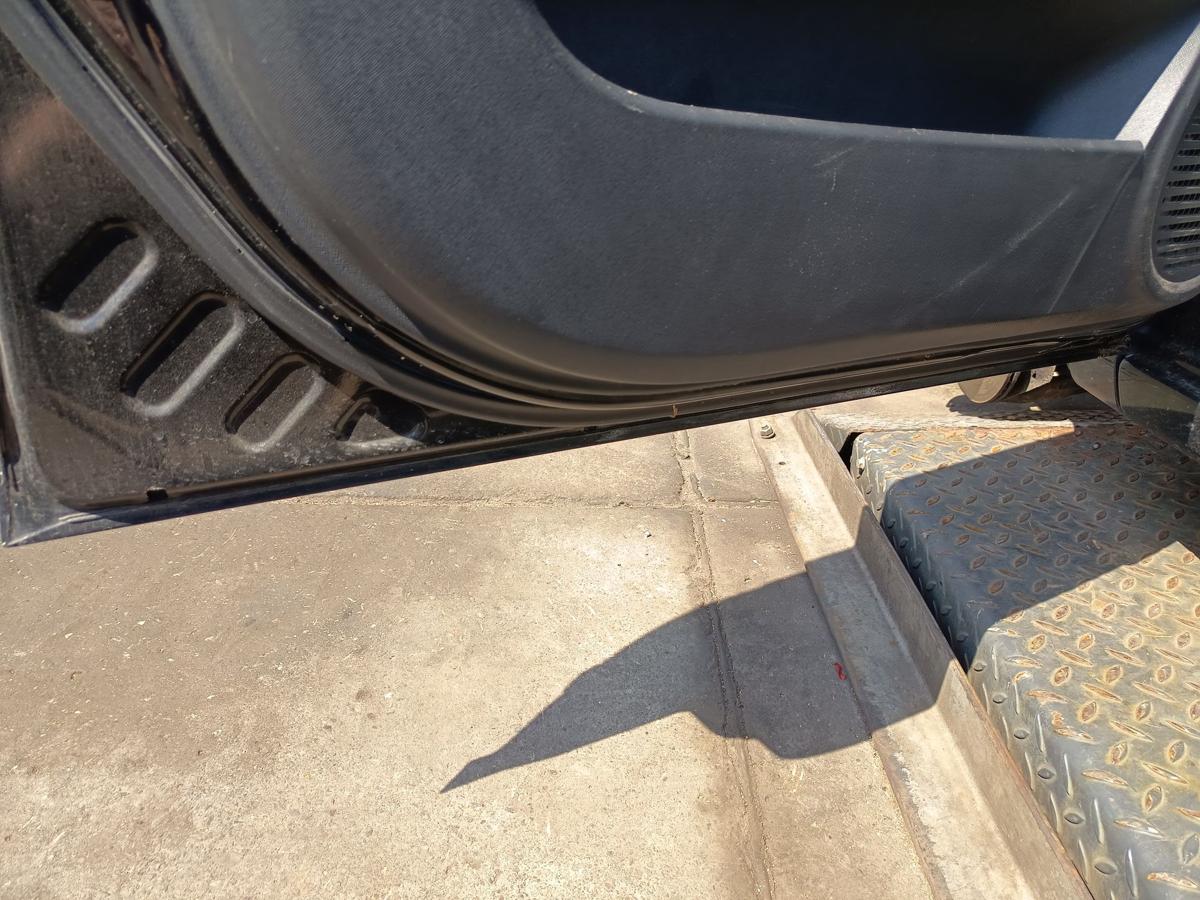 Kia Picanto BA original T&uuml;r vorne links Galaxy Black Baujahr 2009
