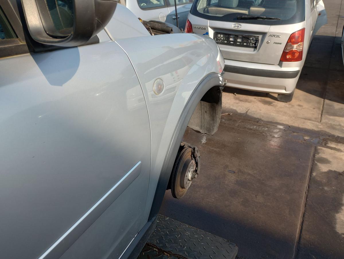 Opel Corsa C 5trg orig Kotflügel rechts Z157 Starsilber Bj 2006