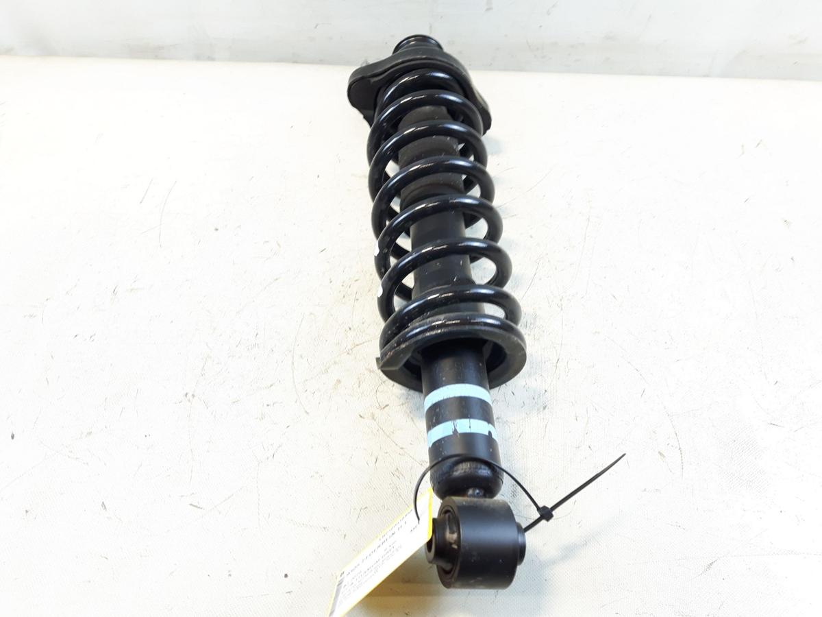 Mitsubishi Eclipse Cross original Federbein Sto&szlig;d&auml;mpfer links hinten Allrad